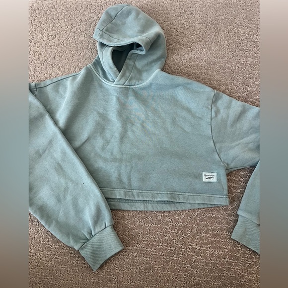 M Reebok Cropped Hoodie - Picture 5 of 7